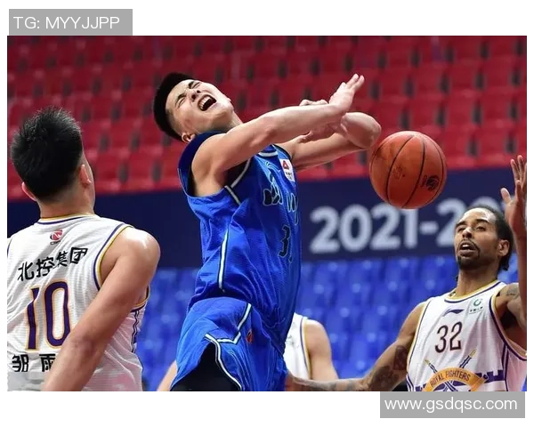 CBA第十六轮四川队对阵上海队精彩全场录像回顾与分析 CBA第十六轮四川队对阵上海队精彩全场录像回顾与分析