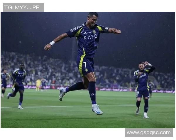 青岛海利丰与四川智谷的精彩对决引发的战术分析与球员表现探讨